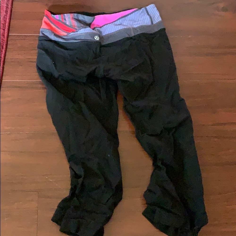 Lululemon crop leggings- REVERSIBLE